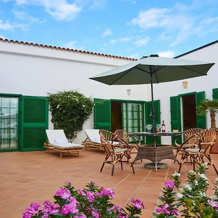 Spacious House With Good Location In The North, Just 15 Min From The Beach Holiday home *