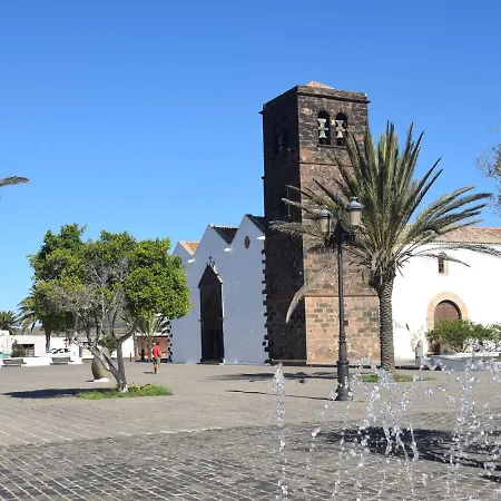 Spacious House With Good Location In The North, Just 15 Min From The Beach Holiday home La Oliva